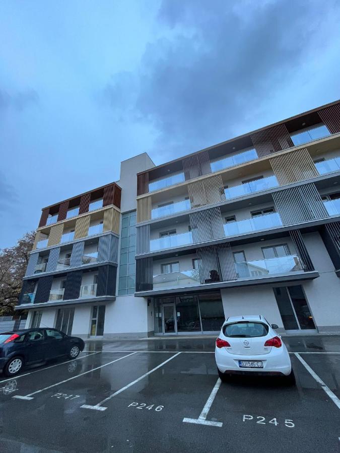 ÐakovoStudio Apartman Implex公寓 外观 照片